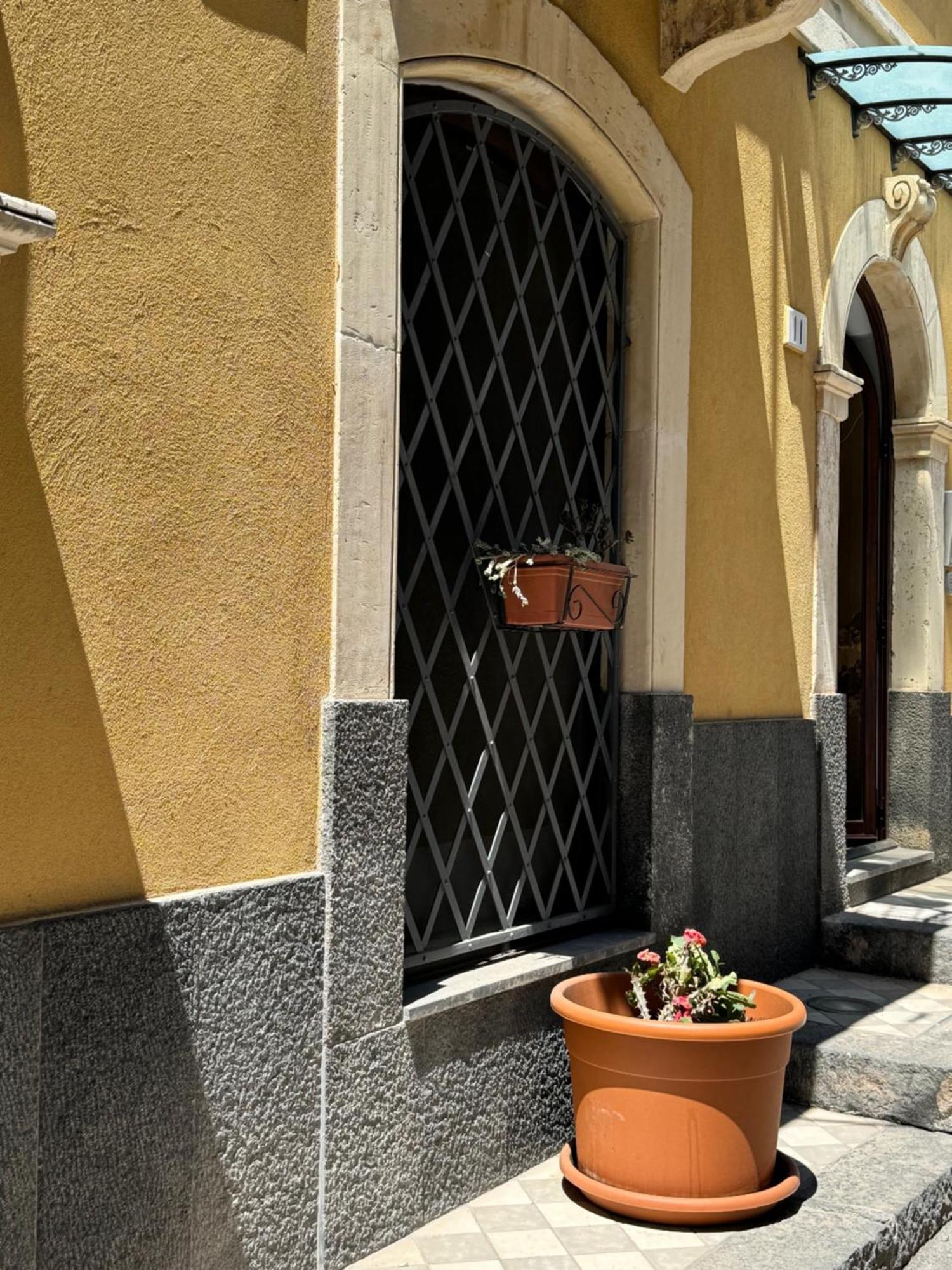 Ferienwohnung Dimora Delle Sciare - Centro Storico Catania Exterior foto